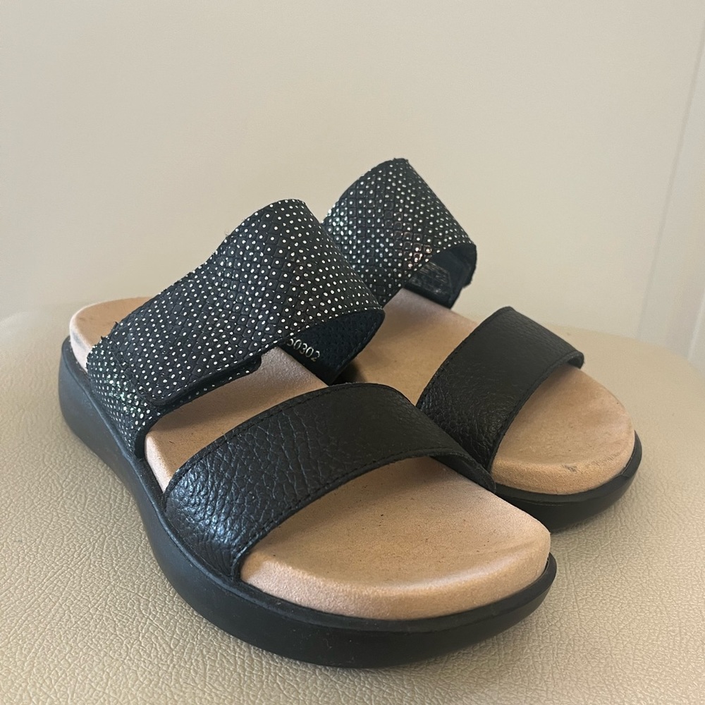 Romika Borneo Women's Blingy Black Strappy Comfortable Sandals Size 37